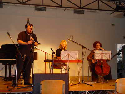 Performance at the Dom cultural center. Moscow, June, 2005